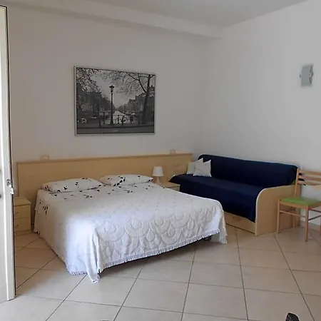 Frühstückspension Signorile 3*