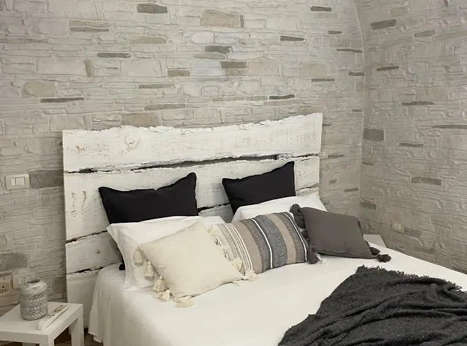 Bed & Breakfast Signorile 3*